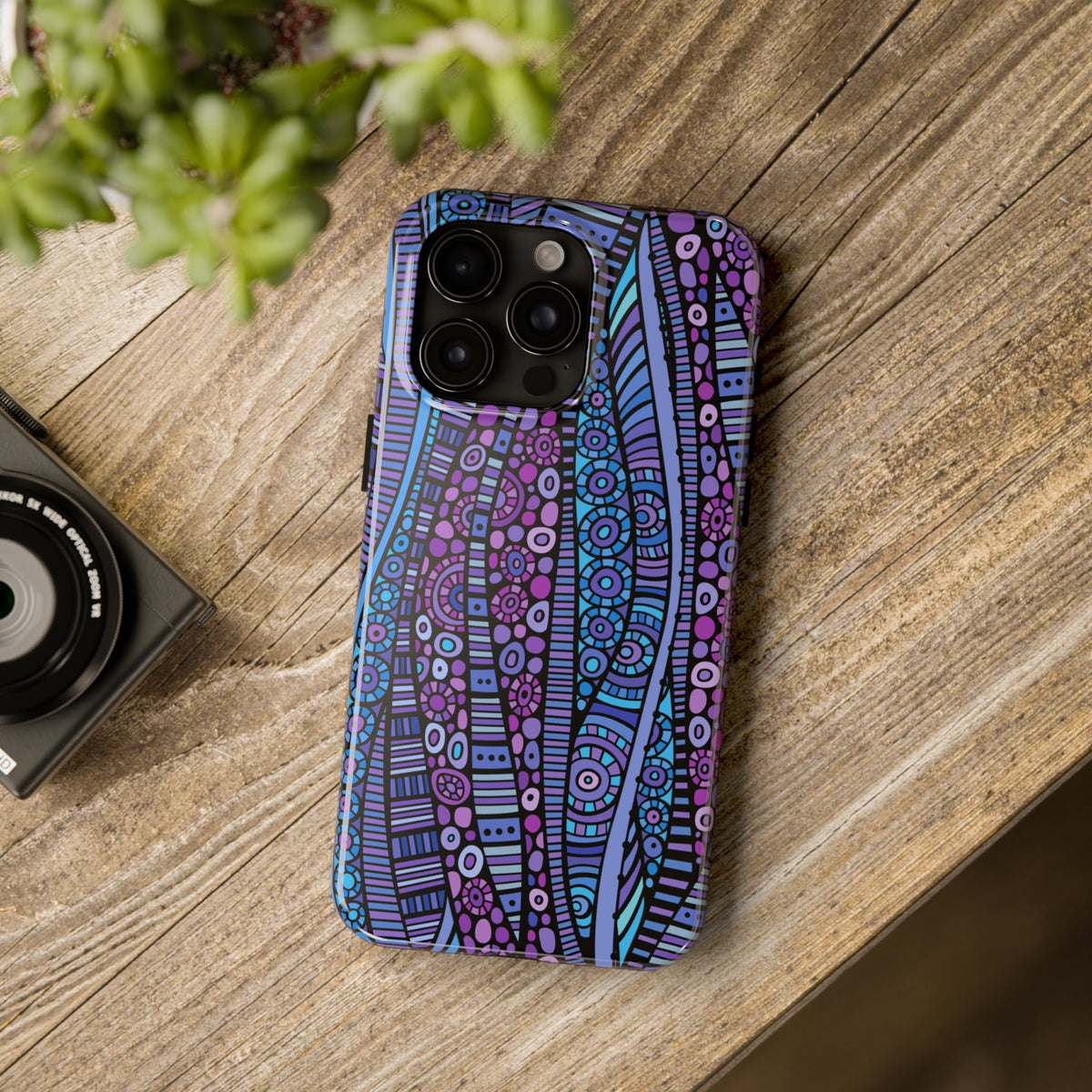 Purple Geometric Design iPhone 15 14 13 12 11 Case (all models)