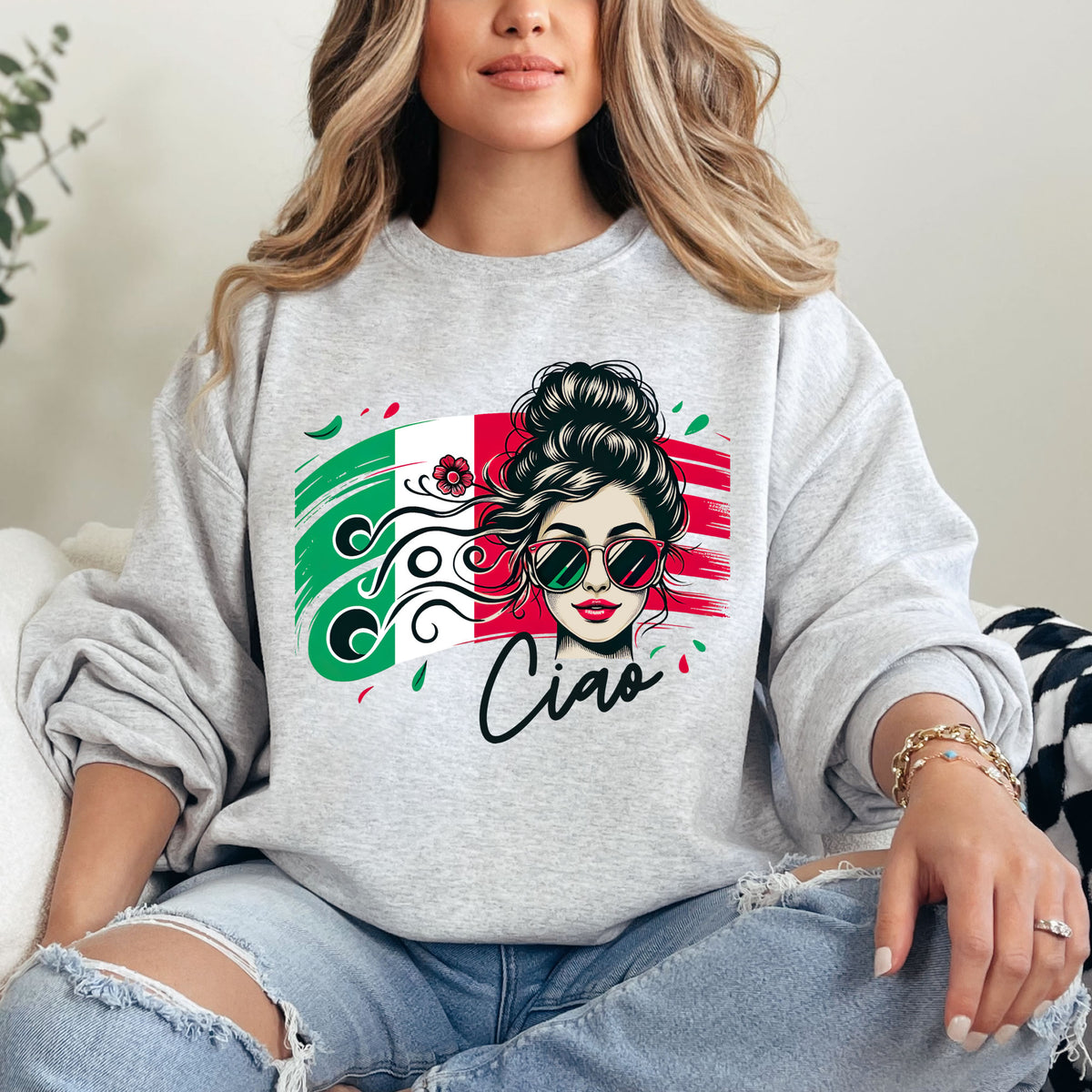 Ciao Italian Girl Cute Italy Trip shirt | Italy Lover T-shirt | Italian Flag Gift | Crewneck Sweatshirt