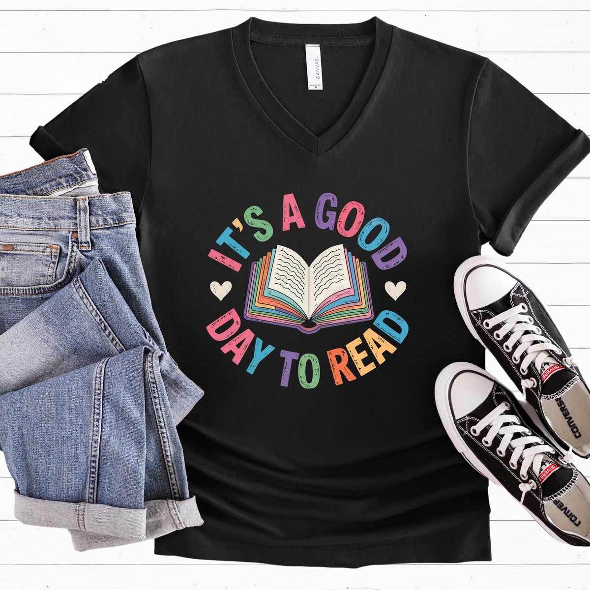 It's a Good Day to Read Cute Bookish Shirt | Black V-neck T-shirt