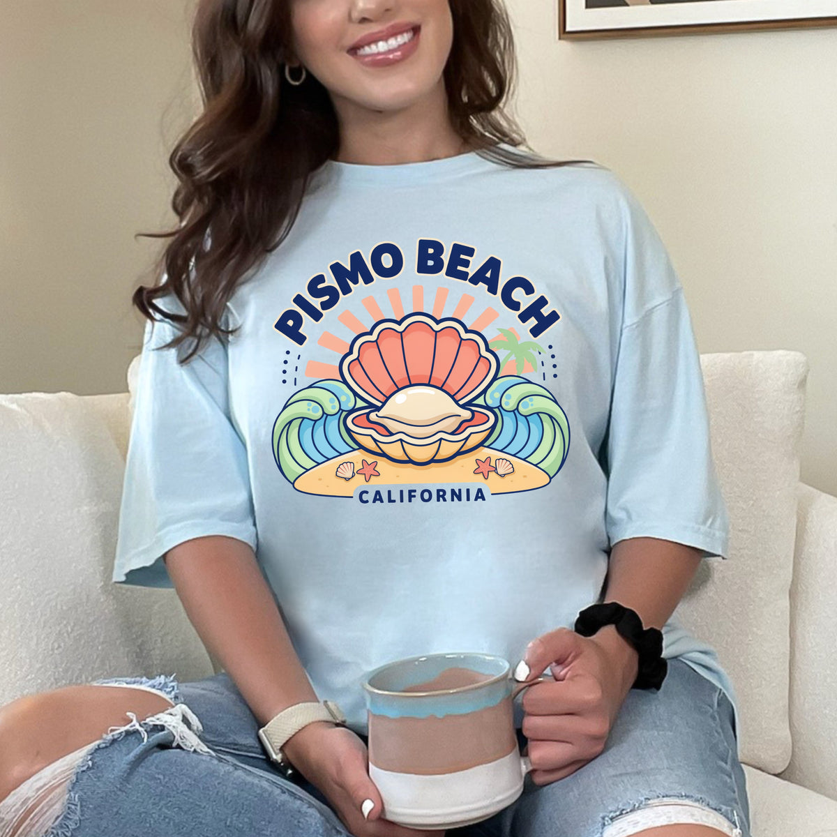 Pismo Beach California Clam Shirt | Coastal Beach Graphic Tee | Beach Bum Gift | Garment-Dyed T-hirt