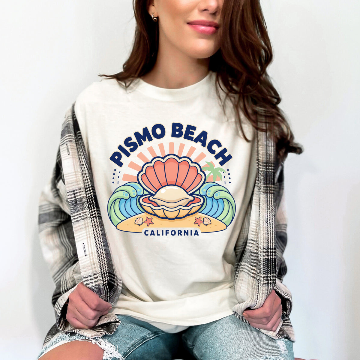 Pismo Beach California Clam Shirt | Coastal Beach Graphic Tee | Beach Bum Gift | Garment-Dyed T-hirt