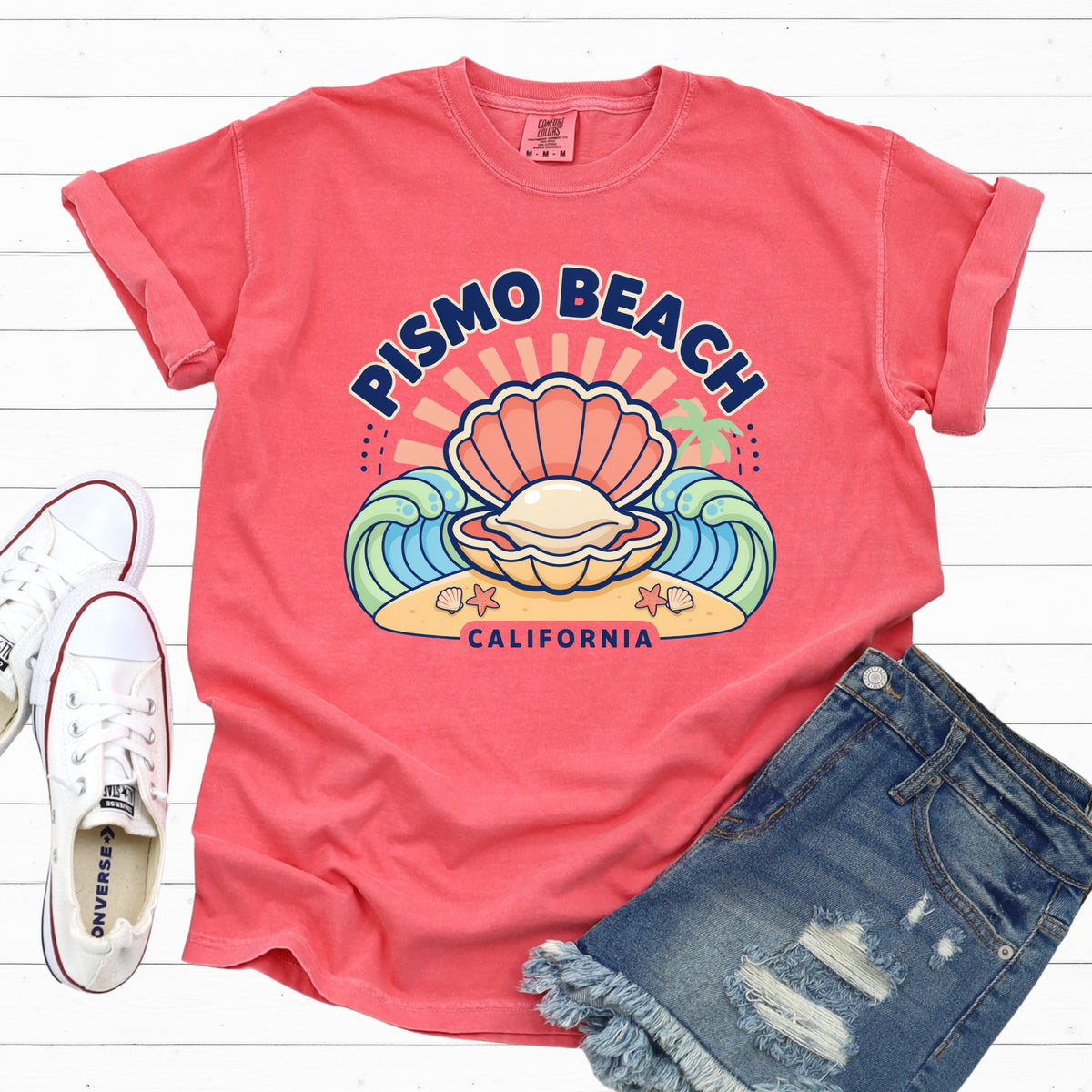 Pismo Beach California Clam Shirt | Coastal Beach Graphic Tee | Beach Bum Gift | Garment-Dyed T-hirt