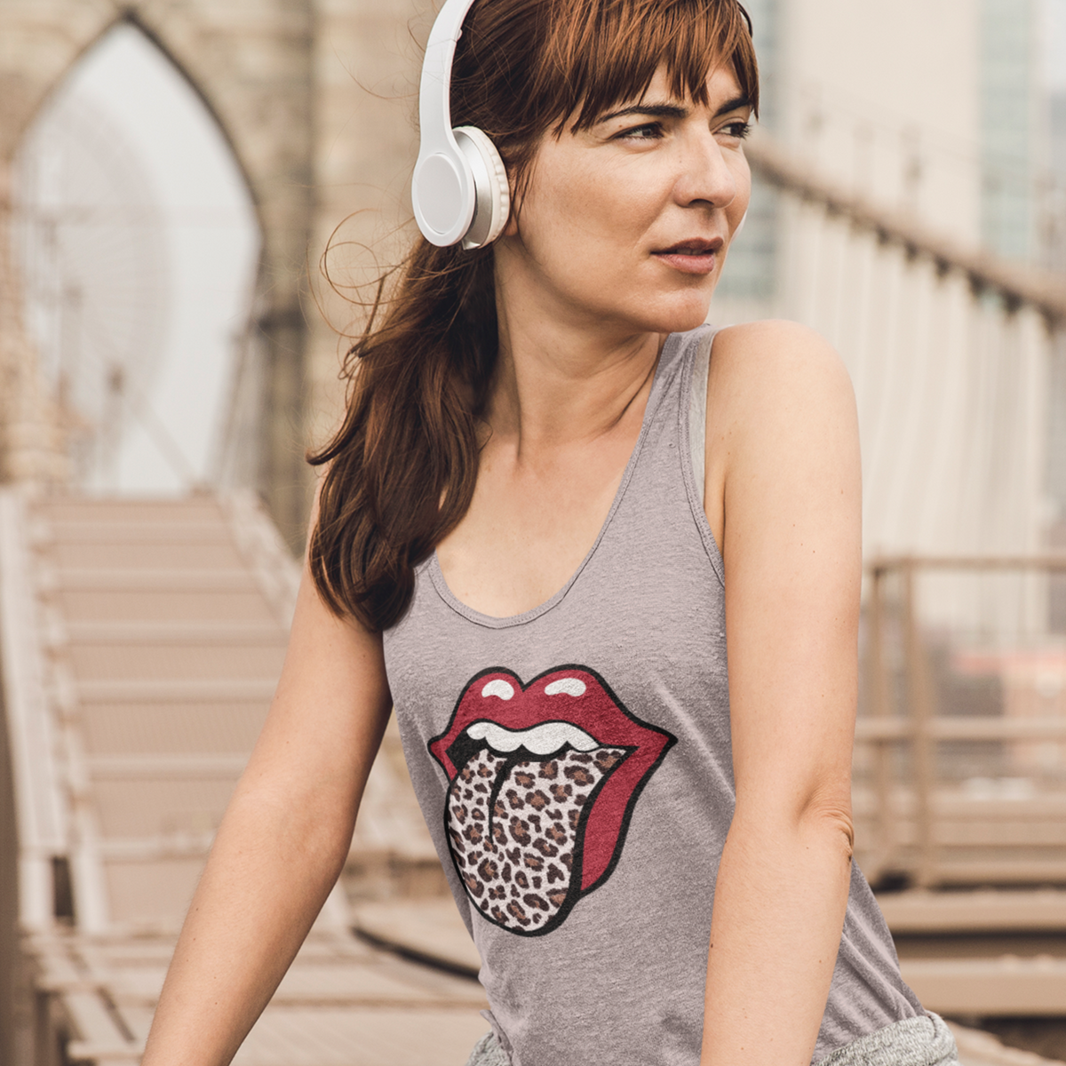 Leopard Print Tongue Red Lips T-shirt l Vintage Rock 'n Roll Gift | Women's Slim-fit Racerback Tank Top